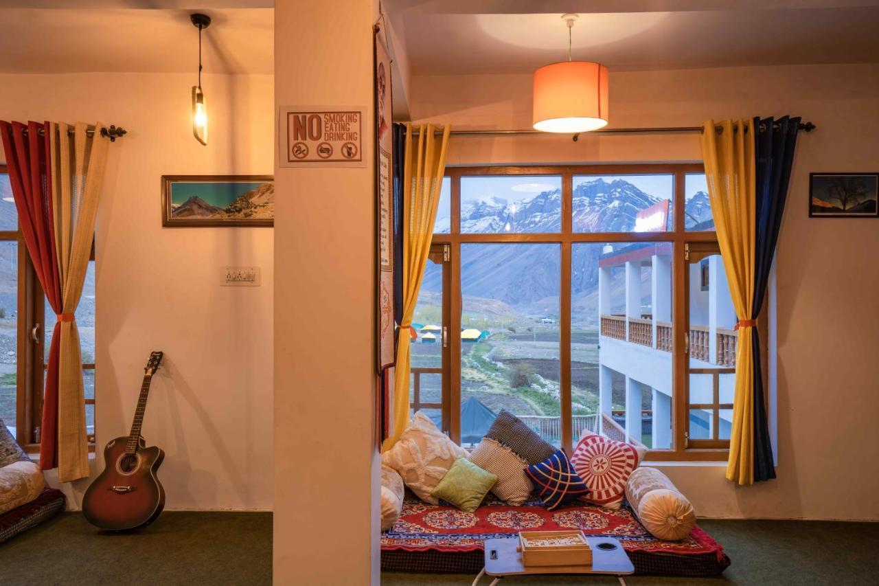 Zostel Spiti Vandrarhem Kaza Exteriör bild